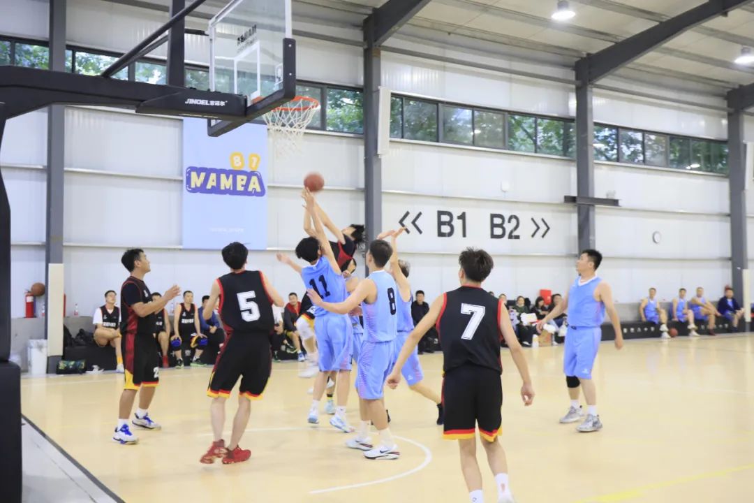 花花牛丨奪冠，奪冠，奪冠?。?！用冠軍為中國健兒喝彩?。?！