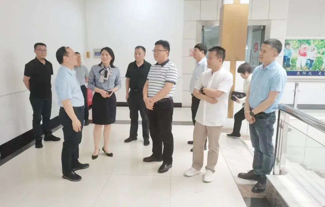 參觀拓思路 交流促發(fā)展 | 集團領導參加中乳協(xié)第二十九次年會暨中國(國際)乳業(yè)技術博覽會并到江西陽光乳業(yè)參觀座談 參觀拓思路 交流促發(fā)展 | 集團領導參加中乳協(xié)第二十九次年會暨中國(國際)乳業(yè)技術博覽會并到江西陽光乳業(yè)參觀座談