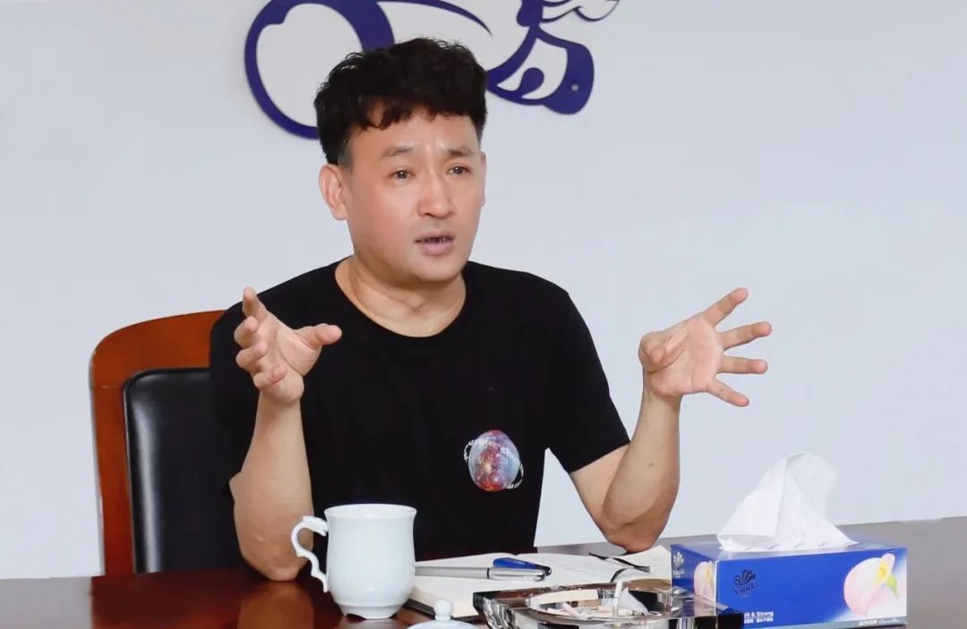 凝心聚力·贏創(chuàng)未來(lái) | 花花牛乳業(yè)集團(tuán)召開(kāi)營(yíng)銷、養(yǎng)殖及飼料經(jīng)營(yíng)工作會(huì)議