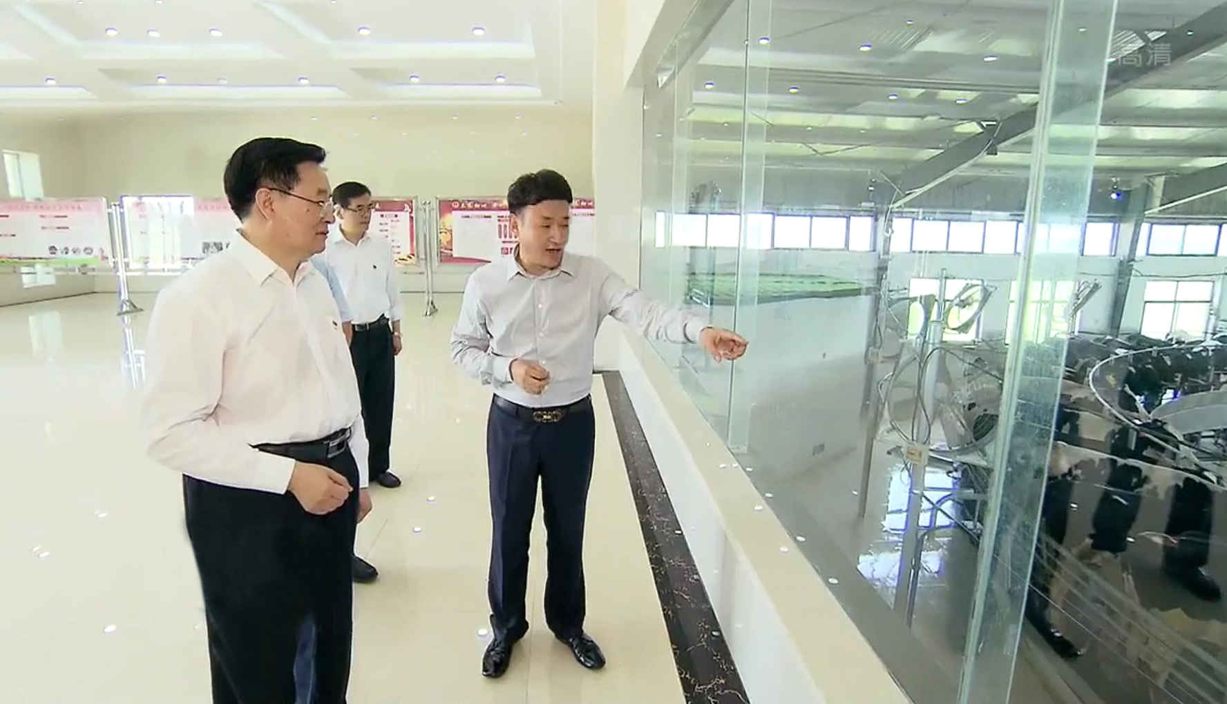 省委書記王國生到河南花花牛乳業(yè)集團·新蔡瑞亞牧業(yè)有限公司調研 省委書記王國生到河南花花牛乳業(yè)集團·新蔡瑞亞牧業(yè)有限公司調研