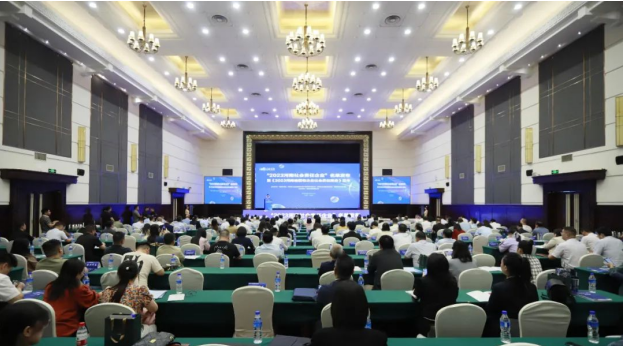 國企擔(dān)當(dāng) | 花花牛乳業(yè)集團(tuán)斬獲“2023河南社會(huì)責(zé)任企業(yè)”推選活動(dòng)兩項(xiàng)大獎(jiǎng)??！